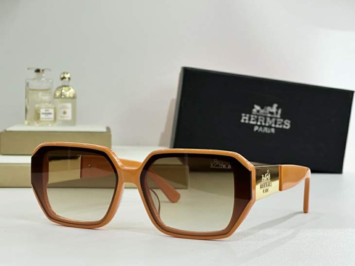 Picture of Hermes Sunglasses _SKUfw73428098fw